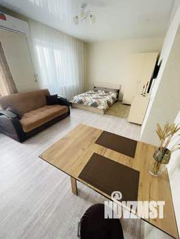 Студия квартира, посуточно, 30м2, 11/16 этаж