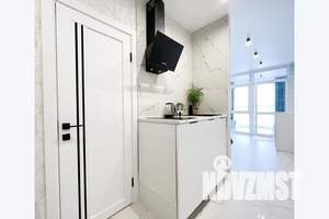 1-к квартира, посуточно, 32м2, 17/25 этаж