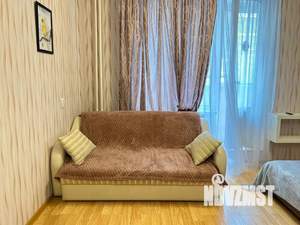 Студия квартира, посуточно, 29м2, 3/18 этаж