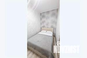 2-к квартира, посуточно, 45м2, 4/25 этаж