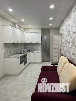 2-к квартира, посуточно, 42м2, 6/23 этаж