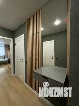 Студия квартира, посуточно, 36м2, 10/18 этаж