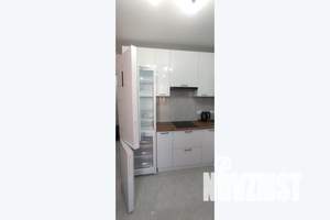 1-к квартира, посуточно, 40м2, 13/18 этаж