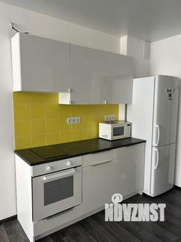 Студия квартира, посуточно, 35м2, 7/25 этаж