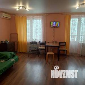 Студия квартира, посуточно, 36м2, 3/5 этаж