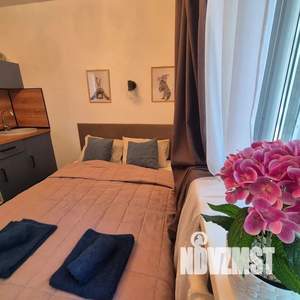 Студия квартира, посуточно, 20м2, 1/5 этаж