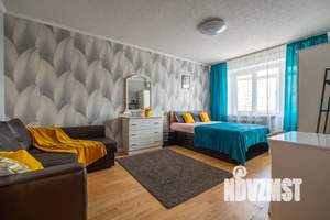 1-к квартира, посуточно, 40м2, 7/10 этаж