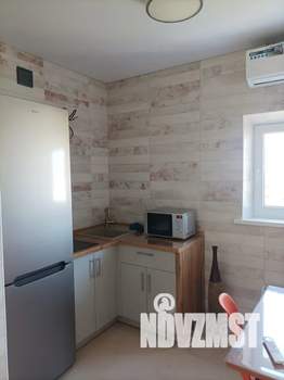 Студия квартира, посуточно, 33м2, 14/21 этаж