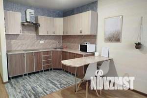 1-к квартира, посуточно, 40м2, 6/17 этаж