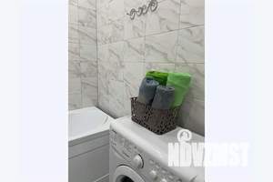 1-к квартира, посуточно, 33м2, 21/25 этаж