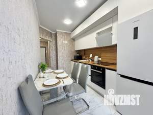 1-к квартира, посуточно, 45м2, 7/25 этаж