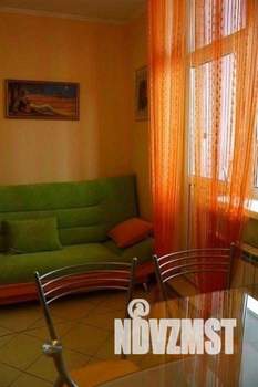 1-к квартира, посуточно, 50м2, 1/1 этаж