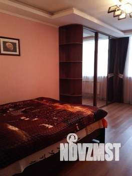 1-к квартира, посуточно, 50м2, 1/1 этаж
