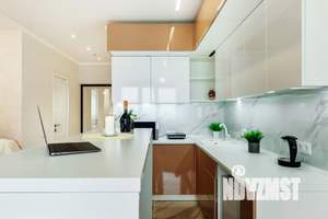 Студия квартира, посуточно, 45м2, 18/32 этаж