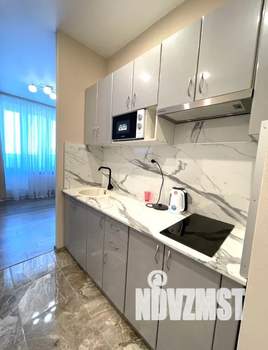 Студия квартира, посуточно, 28м2, 13/18 этаж