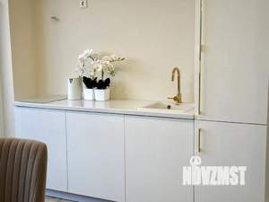 Студия квартира, посуточно, 65м2, 24/24 этаж