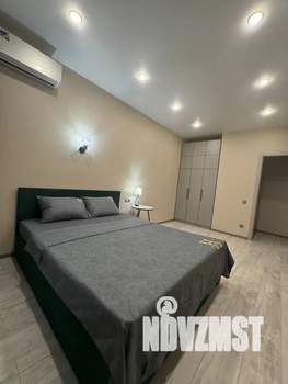 1-к квартира, посуточно, 38м2, 20/25 этаж