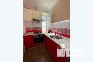 1-к квартира, посуточно, 28м2, 1/2 этаж