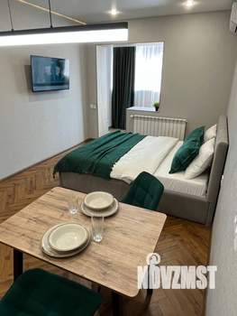 1-к квартира, посуточно, 28м2, 1/1 этаж