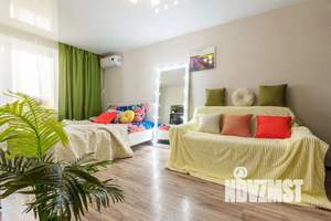 1-к квартира, посуточно, 38м2, 7/18 этаж
