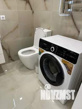 Студия квартира, посуточно, 35м2, 18/18 этаж