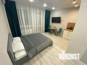 Студия квартира, посуточно, 35м2, 11/19 этаж