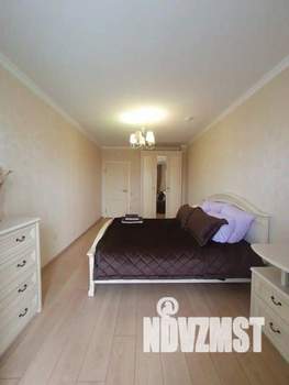 1-к квартира, посуточно, 47м2, 1/1 этаж