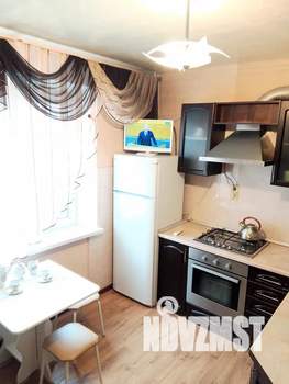 1-к квартира, посуточно, 42м2, 3/10 этаж