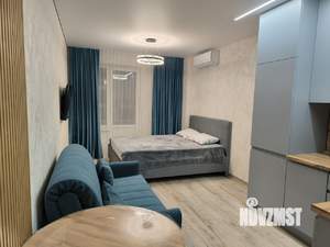 Студия квартира, посуточно, 35м2, 15/25 этаж