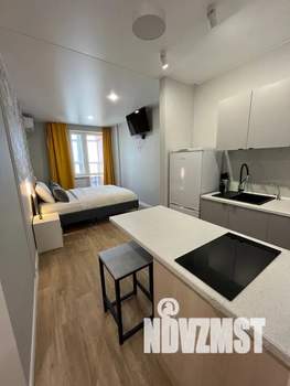 Студия квартира, посуточно, 28м2, 22/24 этаж