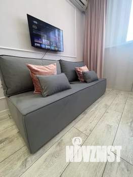 Студия квартира, посуточно, 28м2, 8/9 этаж