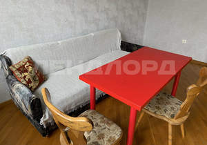 3-к квартира, на длительный срок, 100м2, 4/5 этаж