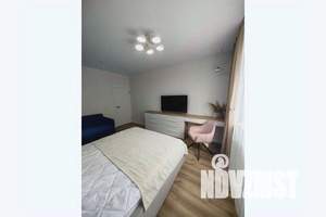 1-к квартира, посуточно, 36м2, 3/25 этаж