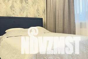 1-к квартира, посуточно, 33м2, 14/25 этаж