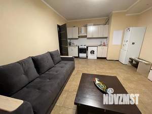 2-к квартира, посуточно, 40м2, 10/18 этаж