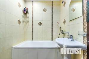 1-к квартира, посуточно, 52м2, 4/10 этаж
