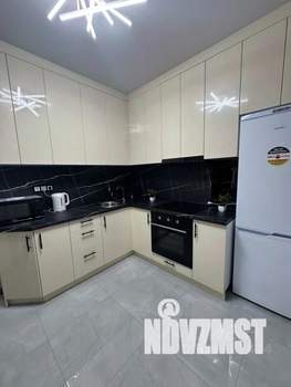 1-к квартира, посуточно, 42м2, 1/1 этаж