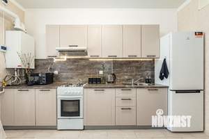 1-к квартира, посуточно, 38м2, 5/25 этаж