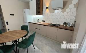 1-к квартира, посуточно, 42м2, 1/1 этаж