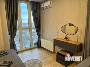 Студия квартира, посуточно, 34м2, 19/25 этаж