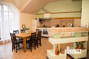 3-к квартира, посуточно, 120м2, 1/1 этаж