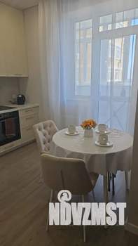 2-к квартира, посуточно, 42м2, 21/24 этаж