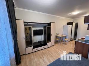 Студия квартира, посуточно, 28м2, 1/17 этаж