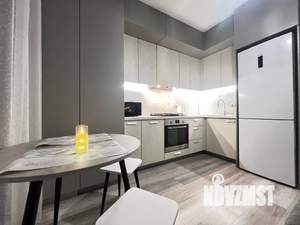 1-к квартира, посуточно, 42м2, 16/24 этаж