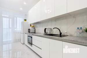 1-к квартира, посуточно, 40м2, 10/25 этаж