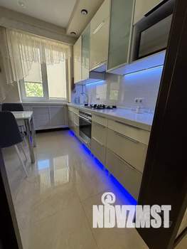 3-к квартира, посуточно, 75м2, 2/2 этаж