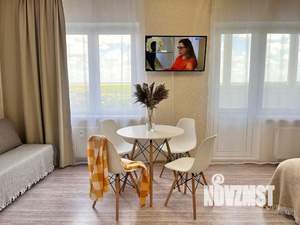 Студия квартира, посуточно, 30м2, 4/18 этаж