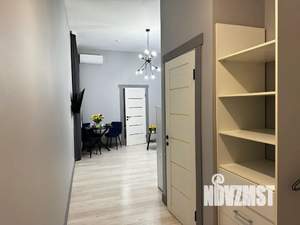 Студия квартира, посуточно, 43м2, 2/4 этаж