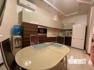 3-к квартира, на длительный срок, 100м2, 8/10 этаж