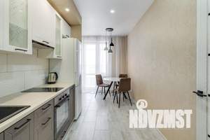 1-к квартира, посуточно, 40м2, 16/24 этаж